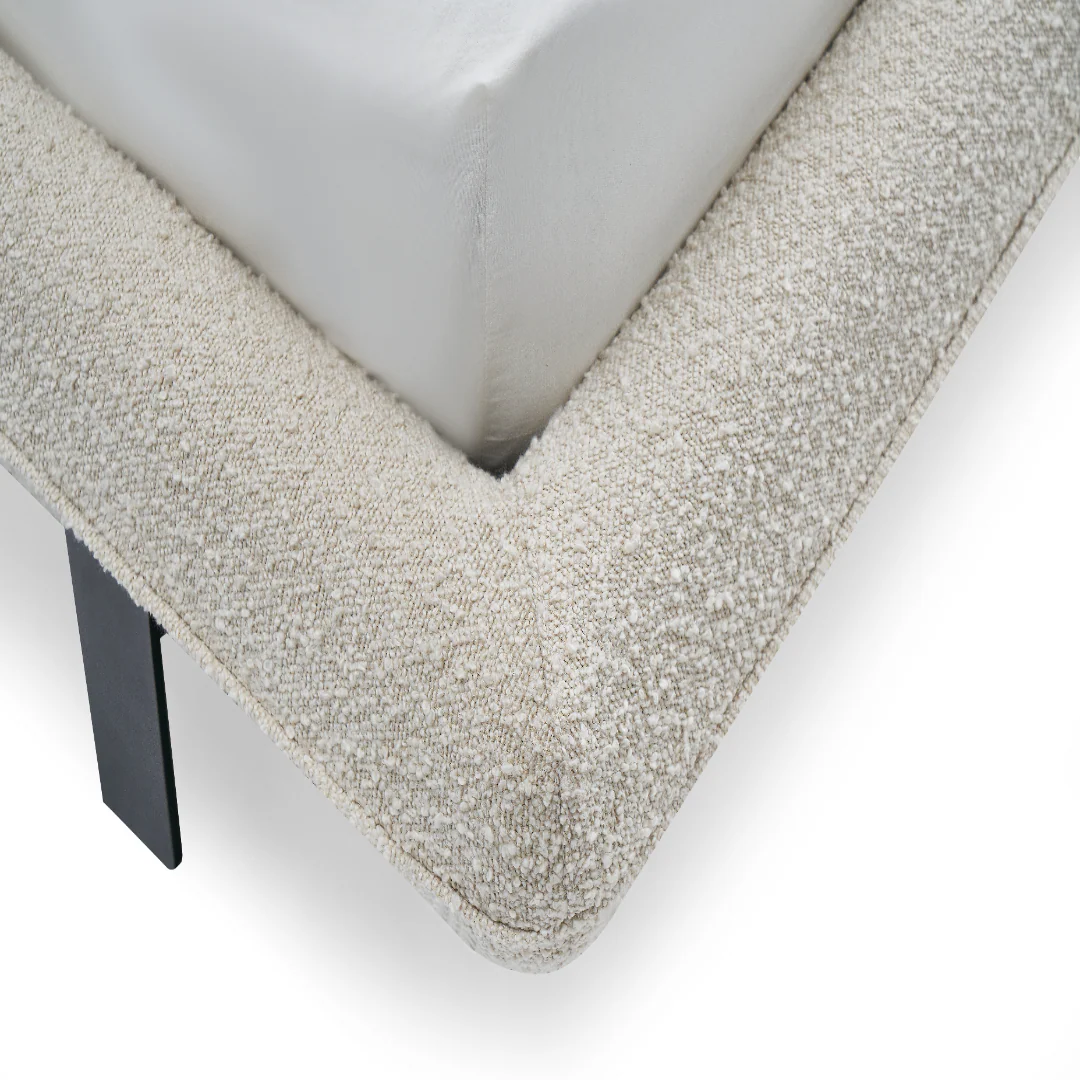 Camilla King Bed - Image 5