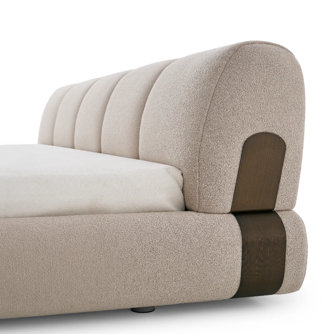 Heerlen King Bed - Image 3