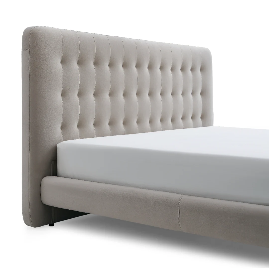 Mako King Bed - Image 3