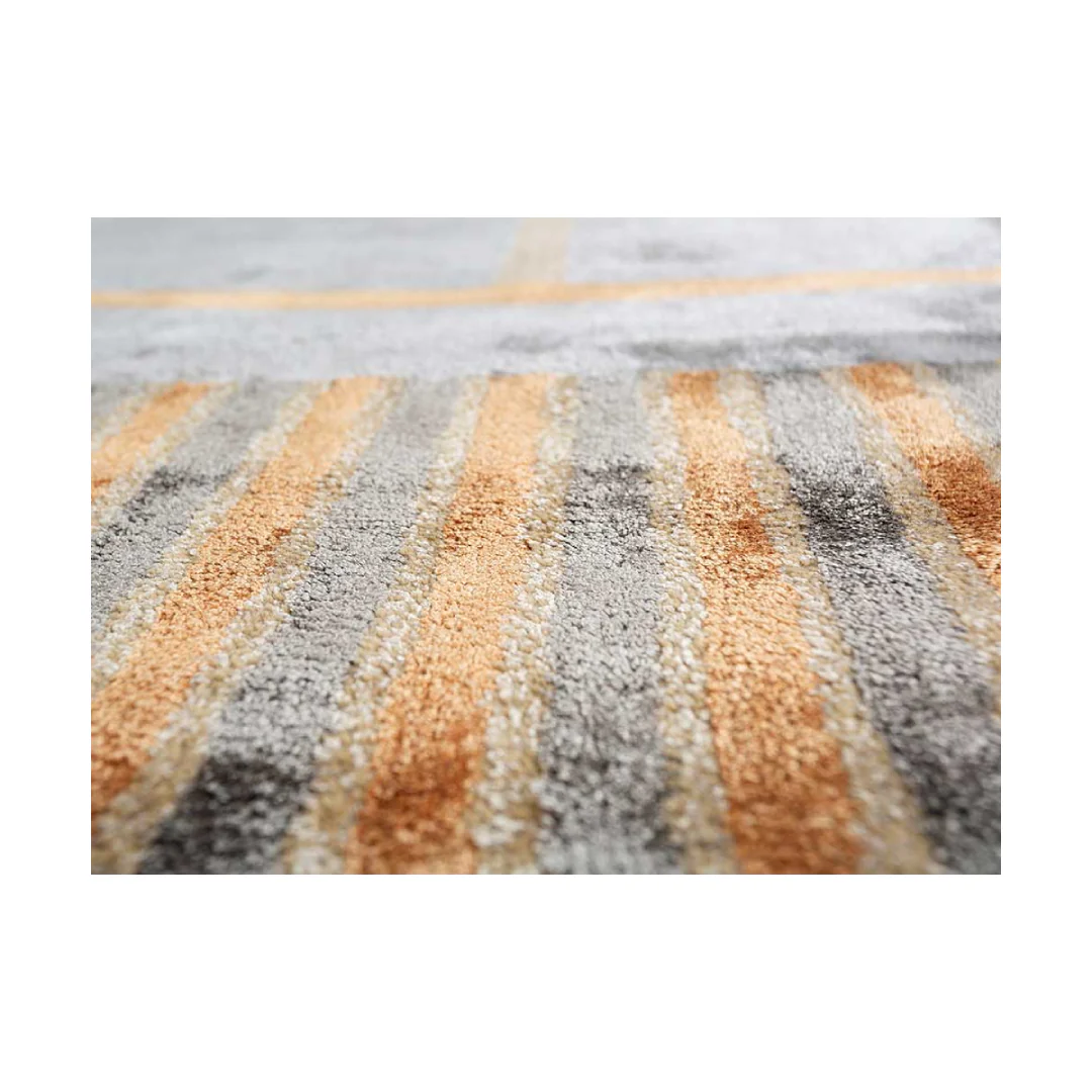 VYOM MEDIUM GOLD HAND TUFTED RUG - Image 3